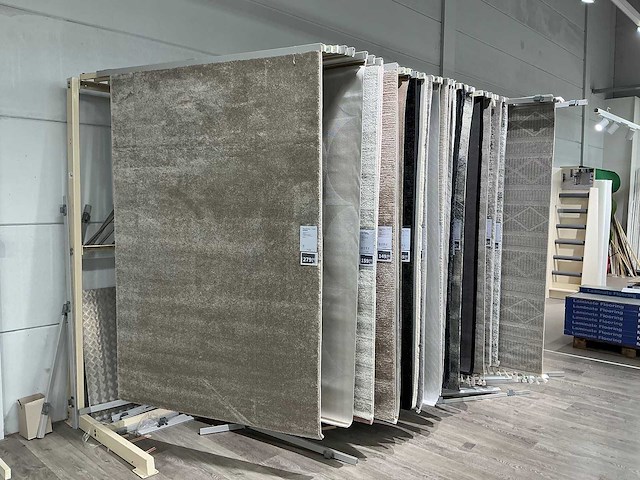 Vloerkleed (25x) - afbeelding 1 van  7