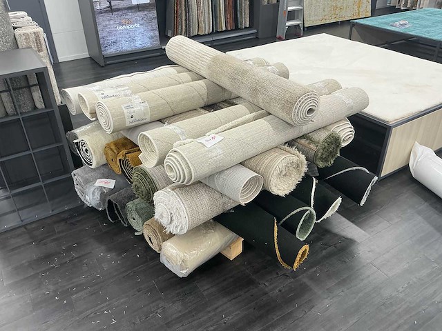 Vloerkleed (25x) - afbeelding 1 van  3