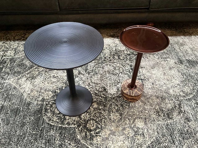 Vloerkleed 300x200cm + 2x bijzettafel - afbeelding 1 van  3