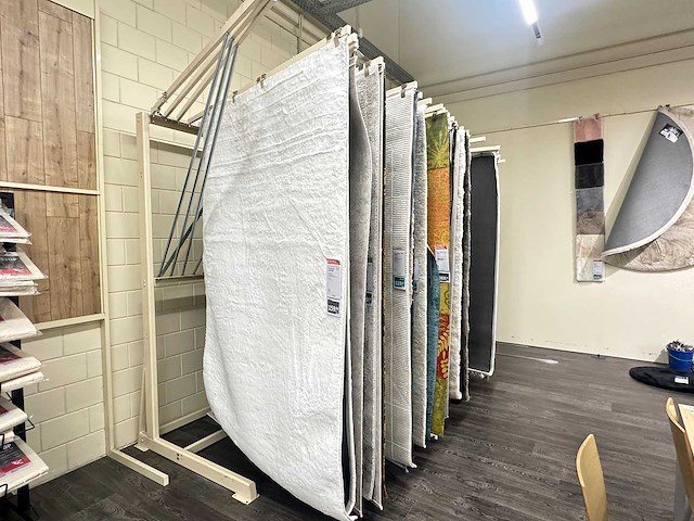 Vloerkleed (32x) - afbeelding 2 van  6