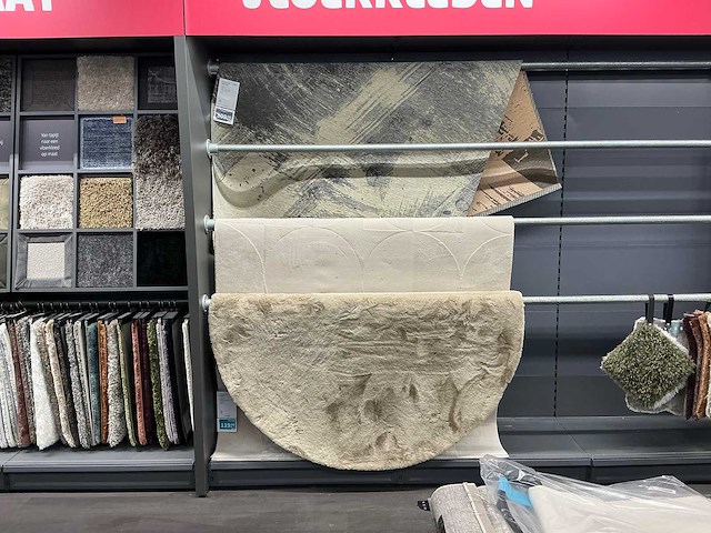 Vloerkleed (40x) - afbeelding 2 van  9