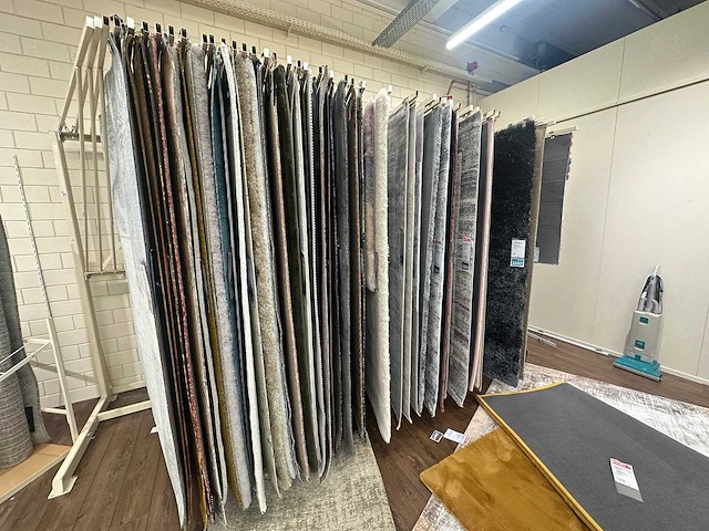 Vloerkleed (55x) - afbeelding 1 van  8