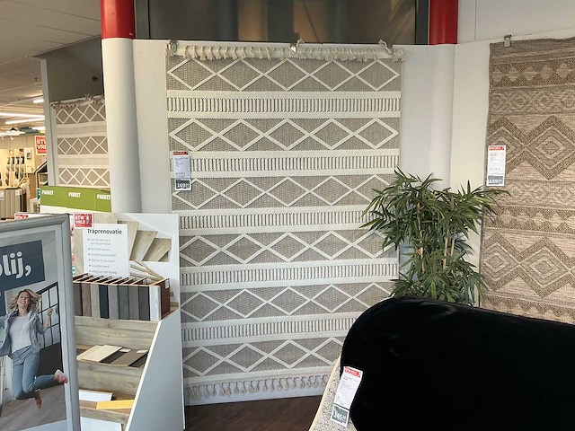 Vloerkleed divers (12x) - afbeelding 4 van  7