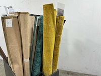 Vloerkleed divers (17x) - afbeelding 1 van  2