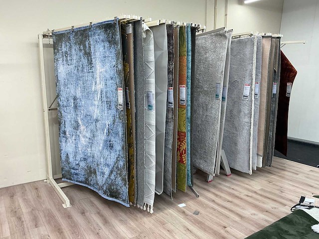 Vloerkleed divers (30x) - afbeelding 1 van  10