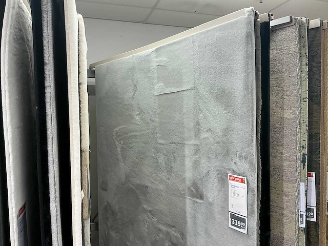 Vloerkleed divers (32x) - afbeelding 3 van  6