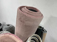 Vloerkleed divers met winkelmeubel (14x) - afbeelding 1 van  1