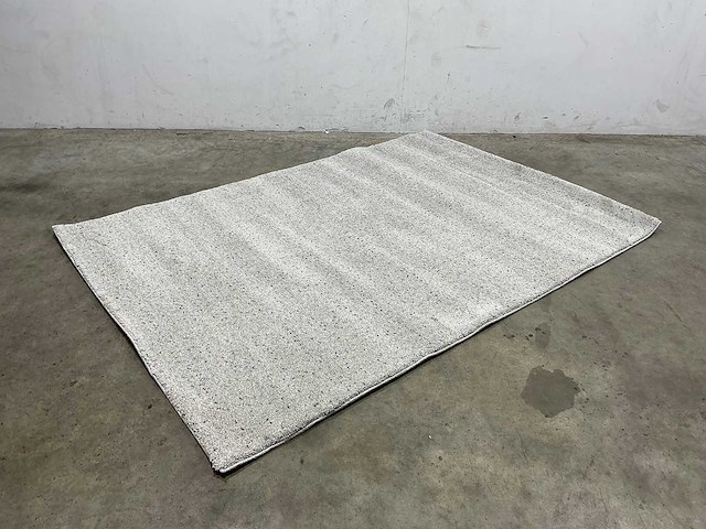 Vloerkleed hero - afbeelding 1 van  4