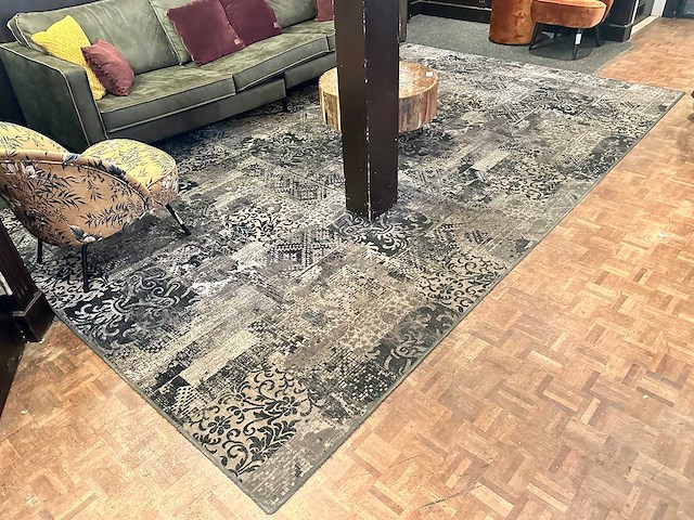 Vloerkleed - afbeelding 1 van  3