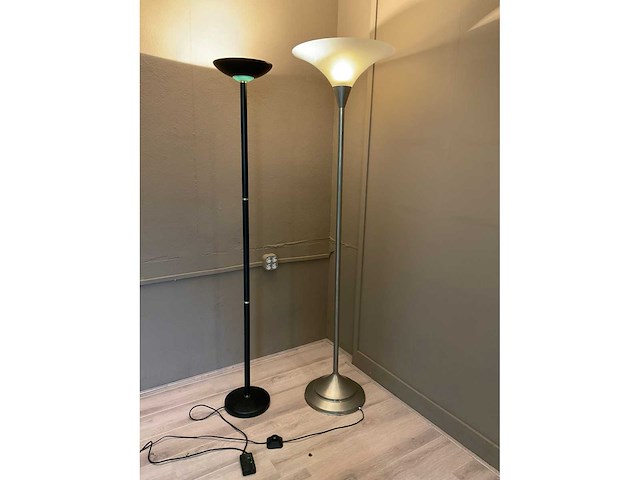 Vloerlamp (2x) - afbeelding 2 van  4