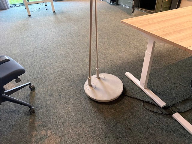 Vloerlamp (3m hoog) - afbeelding 2 van  7