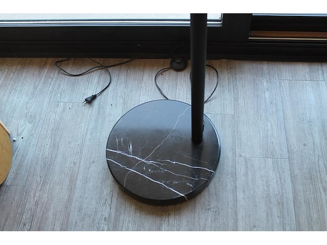 Vloerlamp / booglamp sarin ehdp. hoogte ca. 2 meter. - afbeelding 3 van  4
