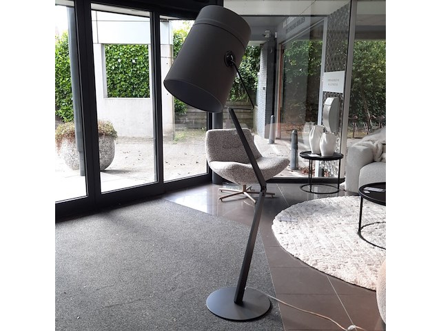 Vloerlamp lodes, fork floor, terra, by diesel - afbeelding 1 van  6