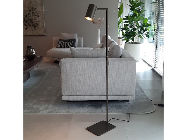 Vloerlamp maretti, tribe, brons, by piet boon - afbeelding 1 van  7