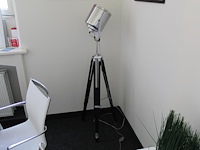 Vloerlamp met statief. - afbeelding 1 van  2