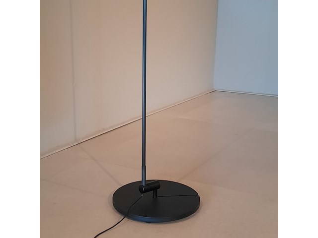 Vloerlamp radius, basica, gold - afbeelding 5 van  9