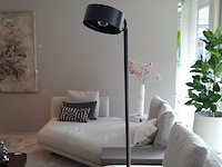 Vloerlamp radius, basica, zwart - afbeelding 3 van  9