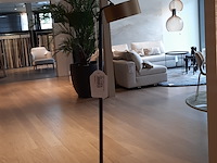 Vloerlamp radius, basica, zwart - afbeelding 3 van  7