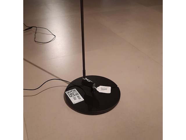Vloerlamp radius, basica, zwart - afbeelding 5 van  6