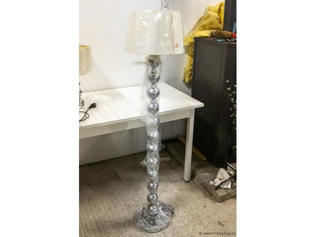 Vloerlamp & schemerlampen - 2 stuks - afbeelding 2 van  3