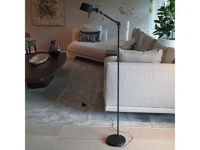 Vloerlamp tonone, bolt floor 10, zwart - afbeelding 1 van  10