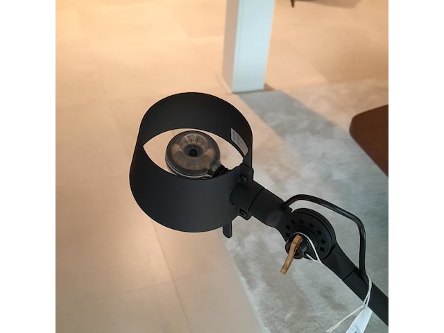 Vloerlamp tonone, bolt floor 10, zwart - afbeelding 8 van  10