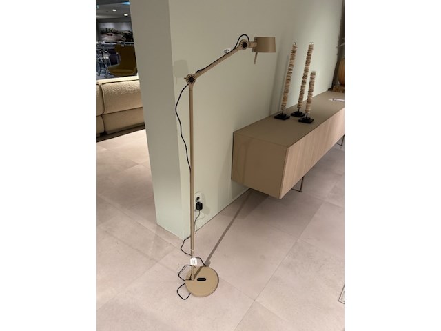 Vloerlamp tonone, floor 10, clay brown - afbeelding 5 van  5