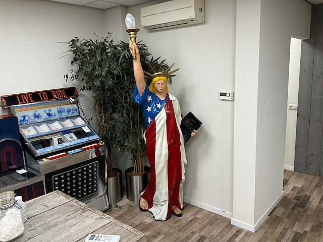 Vloerlamp - afbeelding 1 van  6