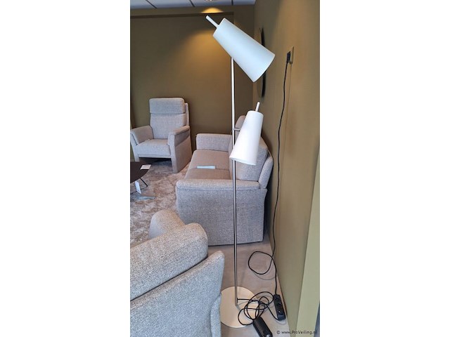 Vloerlamp - afbeelding 1 van  2