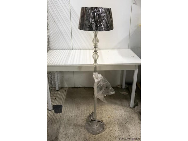 Vloerlamp - afbeelding 1 van  2