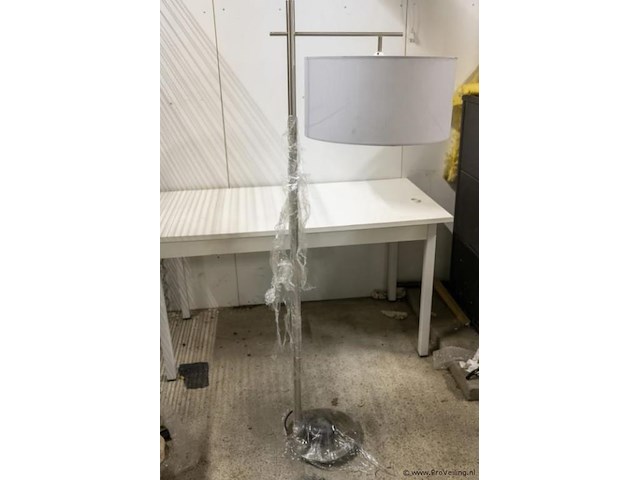 Vloerlamp - afbeelding 1 van  2