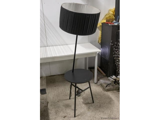 Vloerlamp - afbeelding 1 van  3