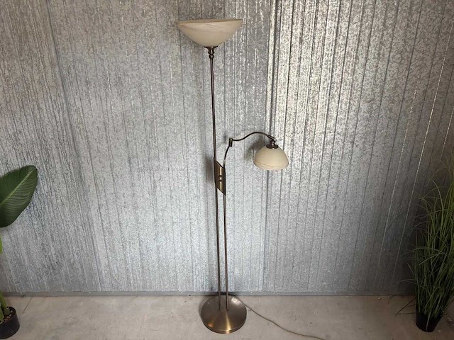 Vloerlamp - afbeelding 1 van  4