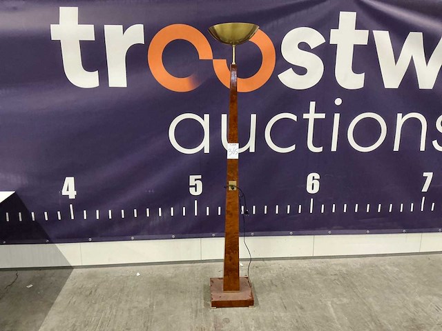 Vloerlamp - afbeelding 1 van  4