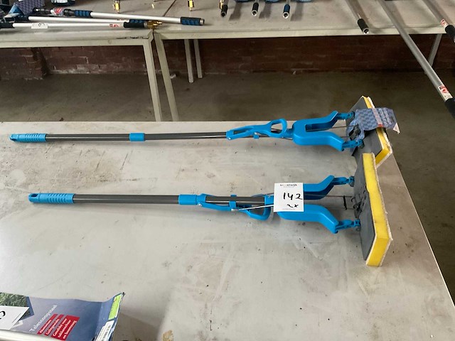 Vloerreiniger 30x11 schoonmaakmiddel (2x) - afbeelding 1 van  2