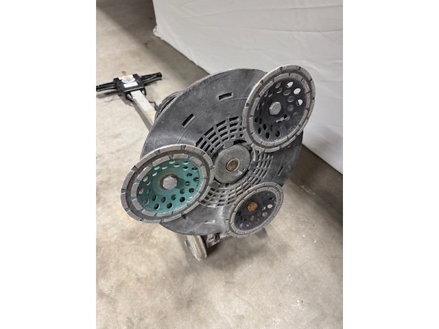 Vloerschuurmachine numatic, woodboy, met 3 padhouders - afbeelding 6 van  6