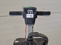 Vloerschuurmachine roterend - 230v numatic, hfm 1515, bouwjaar 2016 - afbeelding 4 van  7