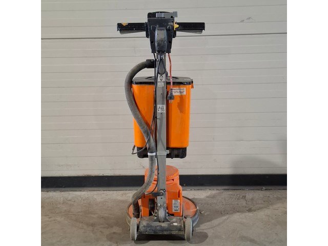 Vloerschuurmachine roterend - 230v numatic, hfm 1515, bouwjaar 2016 - afbeelding 5 van  7