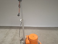 Vloerschuurmachine roterend 230v numatic, hfm 1515, bouwjaar 2014 - afbeelding 3 van  8