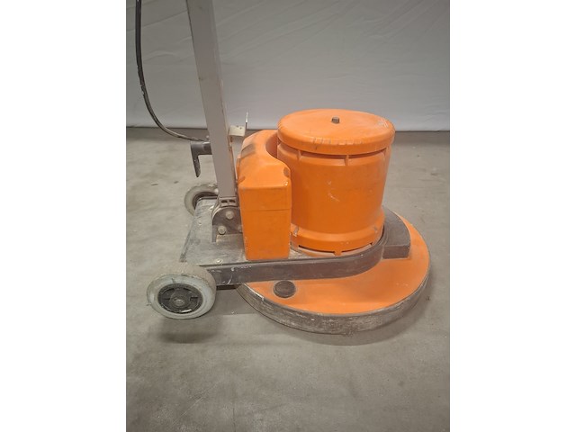 Vloerschuurmachine roterend 230v numatic, hfm 1515, bouwjaar 2014 - afbeelding 4 van  8