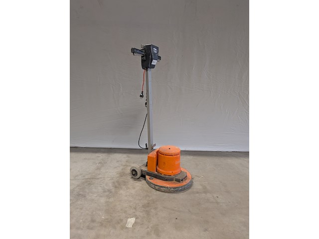 Vloerschuurmachine roterend 230v numatic, hfm 1515, bouwjaar 2017 - afbeelding 1 van  10