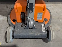 Vloerschuurmachine roterend met stofzuiger 230v, numatic, hfm 1515, 2024 - afbeelding 8 van  9