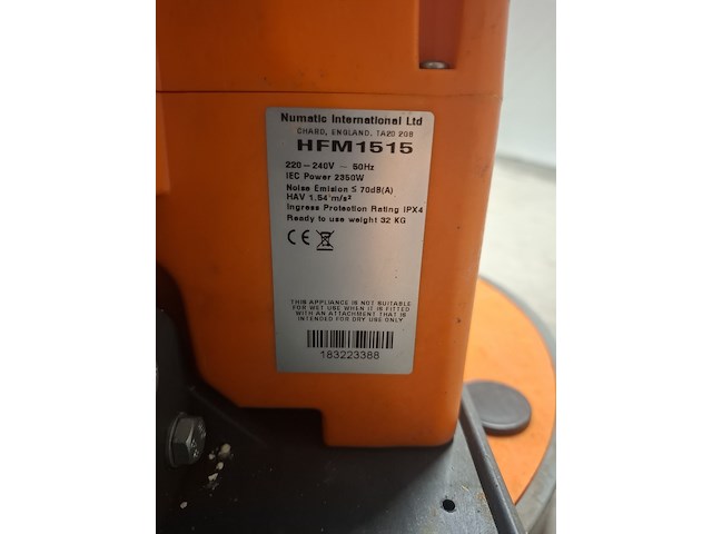 Vloerschuurmachine roterend met stofzuiger 230v numatic, hfm 1515, bouwjaar 2018 - afbeelding 7 van  8