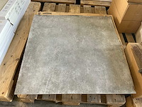Vloertegel 80x80 cm ca. 5,7 m² - afbeelding 1 van  3