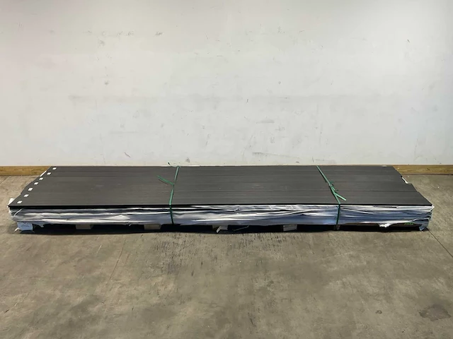 Vlonderplank co-ex composiet 420x14,5x2,3 cm zwart (29x) - afbeelding 2 van  7