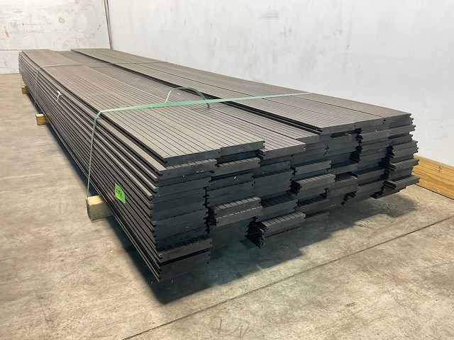 Vlonderplank composiet massief 420x25x2,2 cm antraciet (47x) - afbeelding 2 van  8