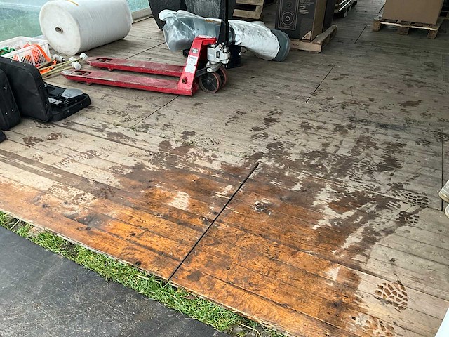 Vlondervloer 150m2 - afbeelding 1 van  3