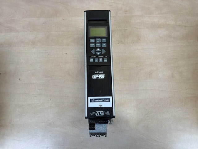 Vlt 5000 frequentieregelaar - afbeelding 1 van  2
