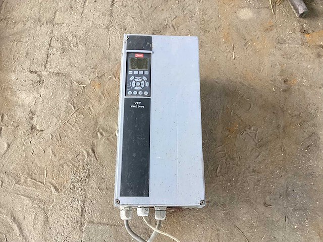 Vlt hvac drive 12 / ip55 frequentieregelaar - afbeelding 1 van  3