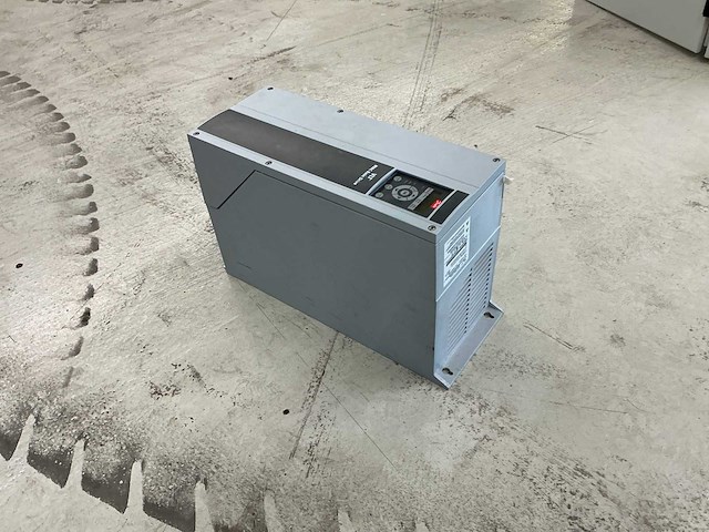 Vlt hvac frequentieregelaar - afbeelding 4 van  7